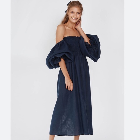 Sleeper Dresses & Skirts - Sleeper Atlanta Linen Dress in Navy Blue (Size M)